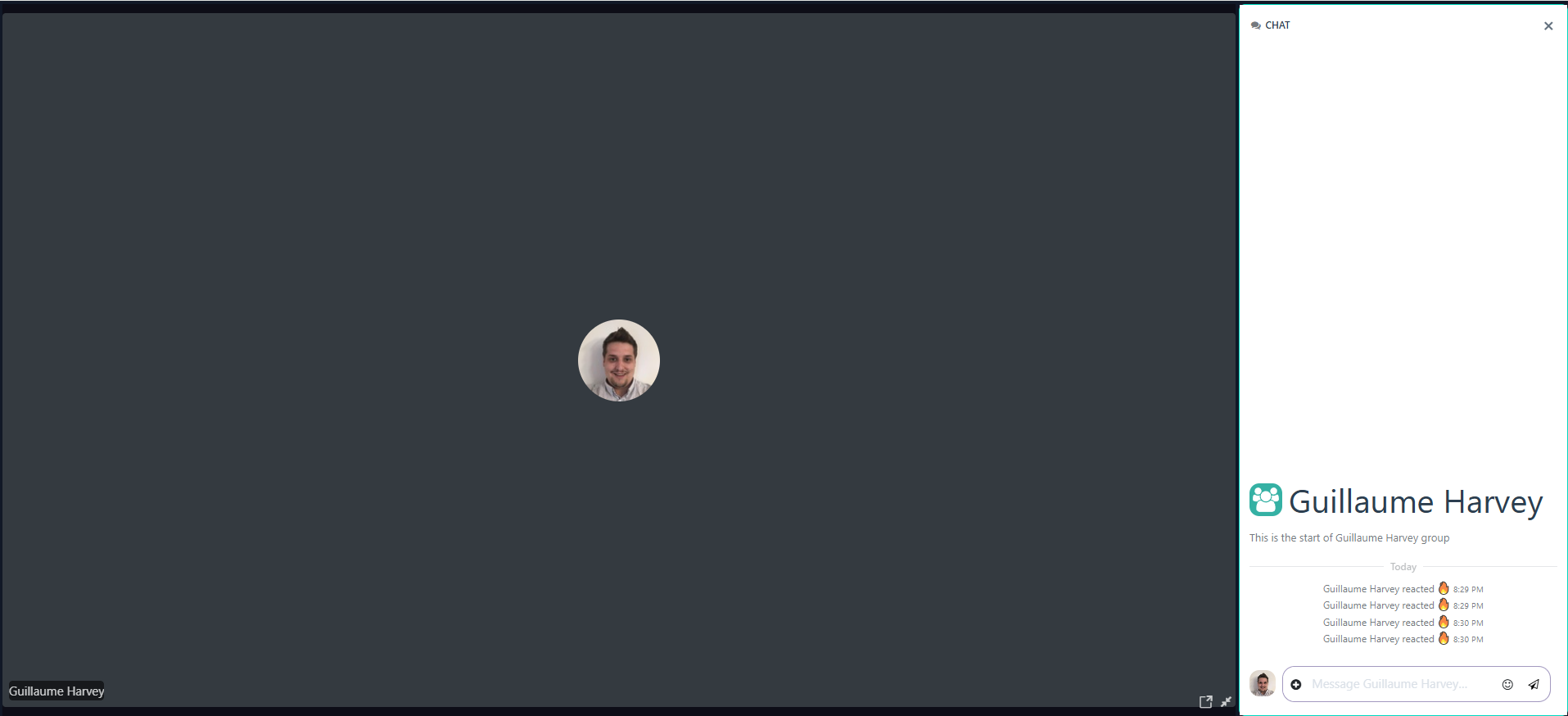 Online meeting with live chat